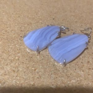 Kendra Scott periwinkle earrings